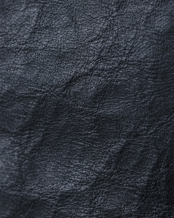 Dyneema®レザーを採用