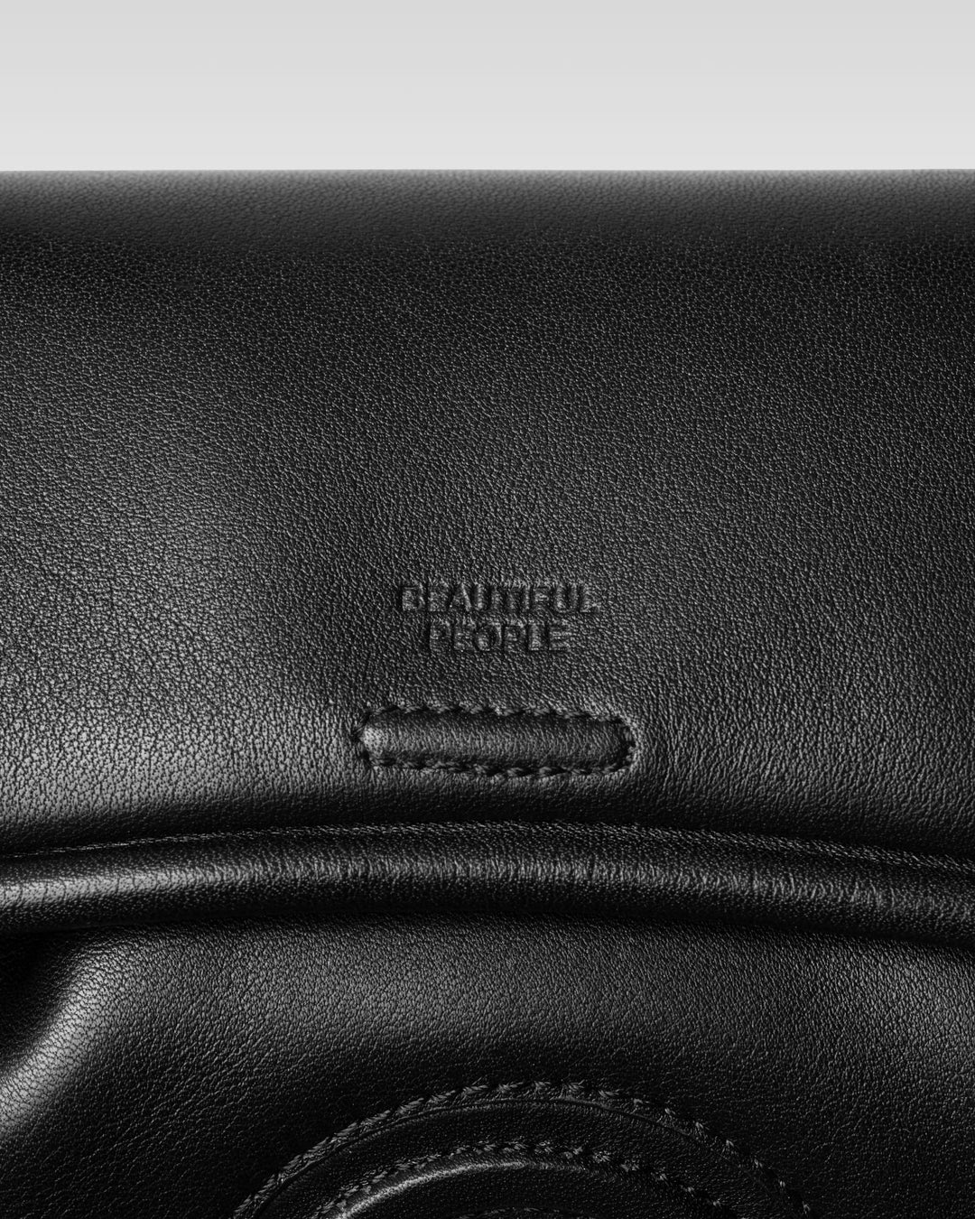 beautiful people × objcts.pro DENWA leather bag