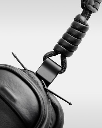 beautiful people × objcts.pro MagWear headphone leather purse