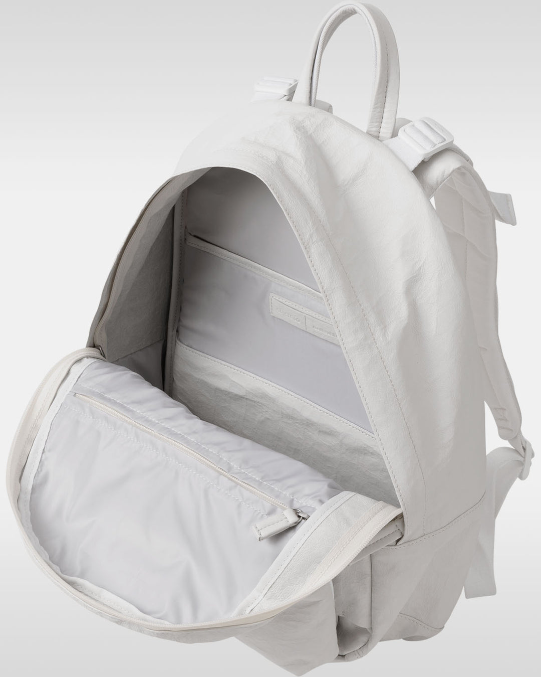 meanswhile × objcts.pro ダイニーマ®レザー-Daypack "Common"